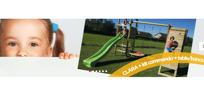 Op zoek naar de perfecte speeltoren met glijbaan en schommel? Ontdek het Clara model van Playnwood!